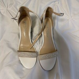Betsey Johnson White and Tan Heels